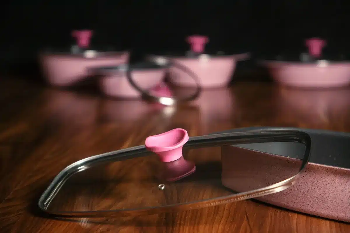 PTFE-coated pan