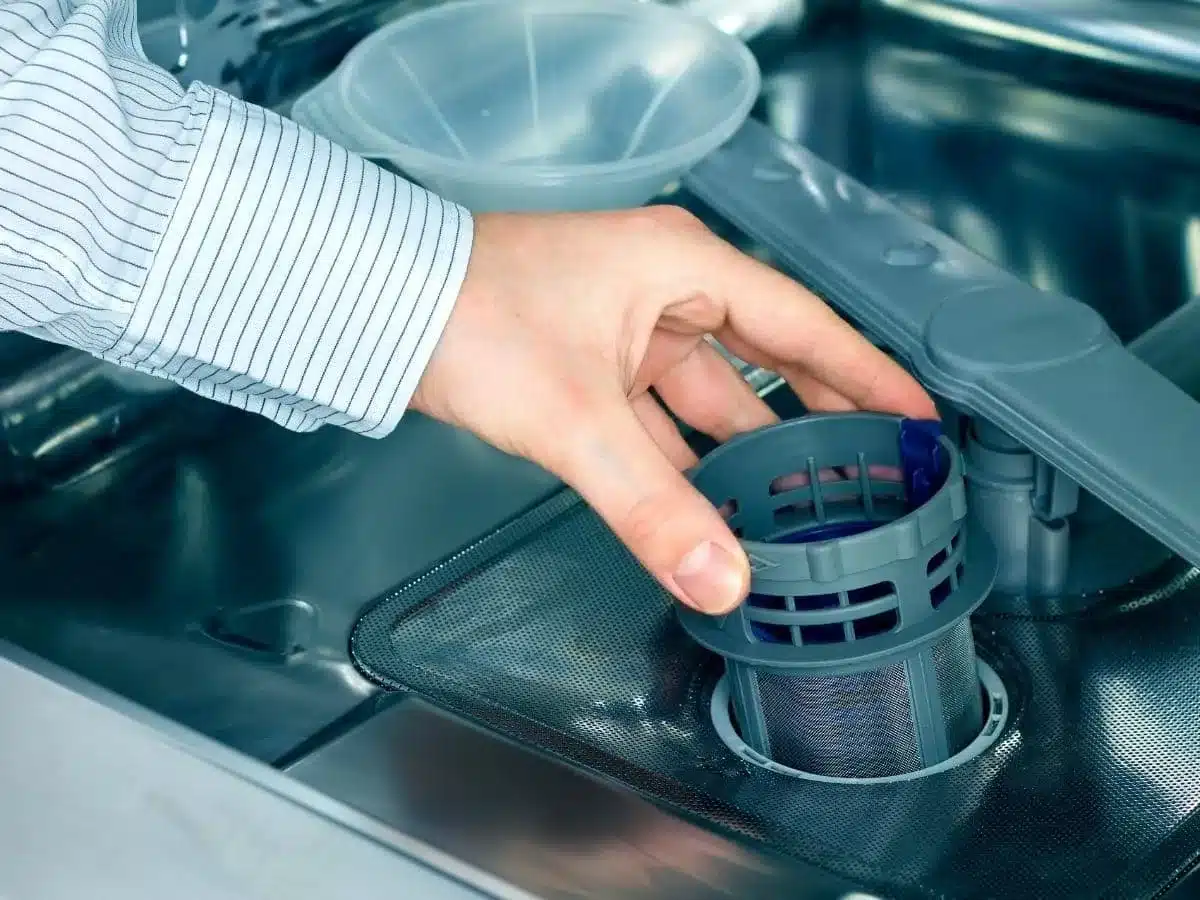 how to clean kenmore dishwasher filter screen