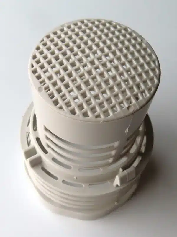 Removable mesh cylinder