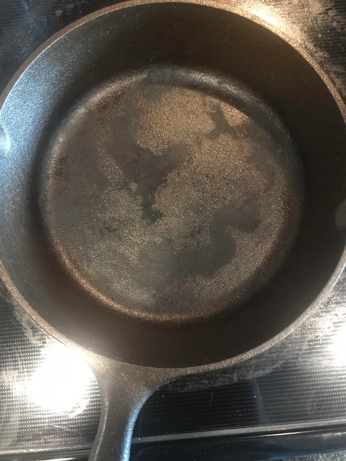 10 Ways to Remove Burnt Food From a Pan