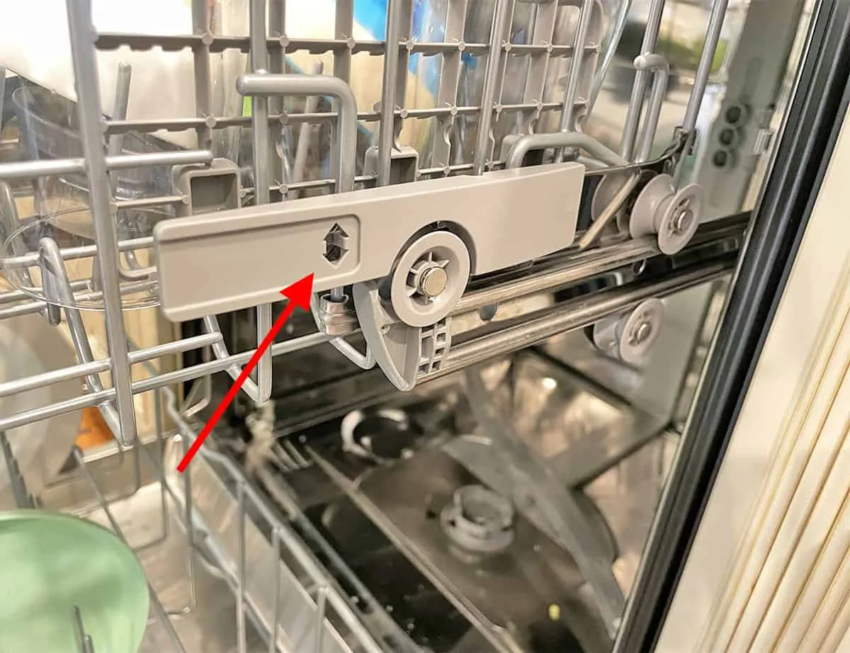 dishwasher leveling legs adjustment