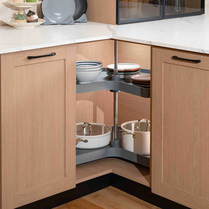Lazy Susan turntable